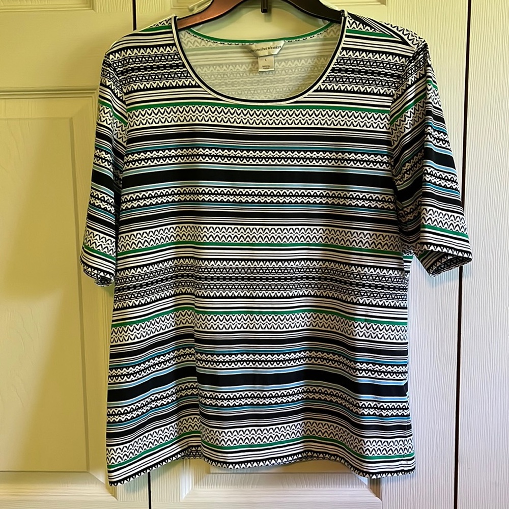 Christopher & Banks scoop neck Tee. Size Large